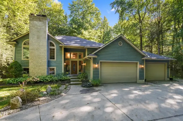 16778 Tall Trees, Nunica, MI 49448