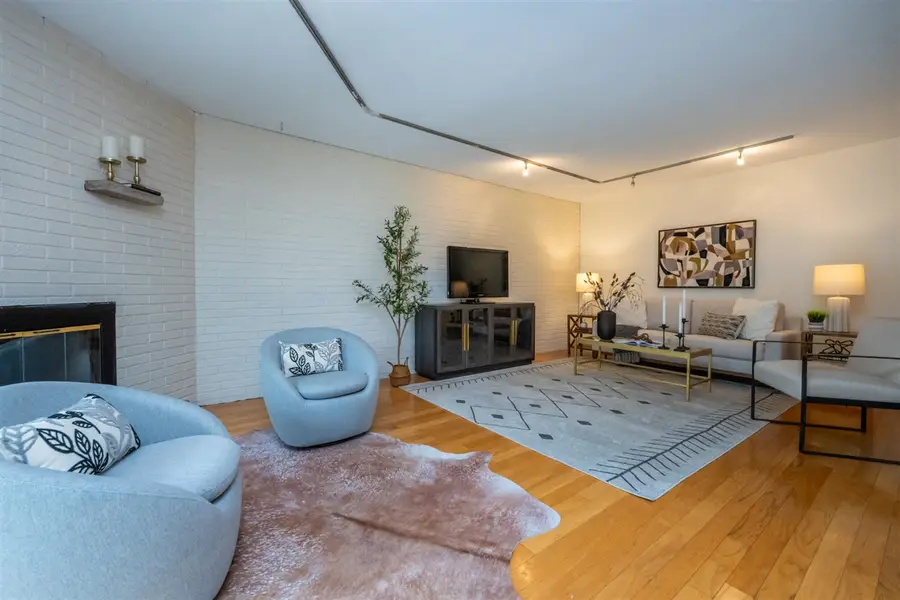 2727 S Lakeshore #3, Saint Joseph, MI 49085 - #3