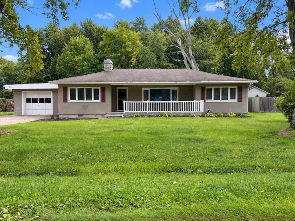 1637 Grove, Benton Harbor, MI 49022