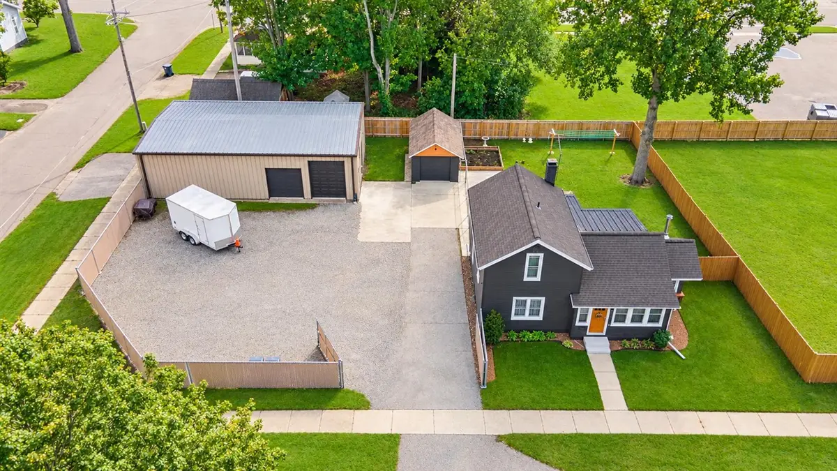 106 Lagrange, Dowagiac, MI 49047 - #1