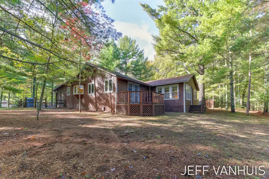 8854 W Hillcrest, Baldwin, MI 49304 - #2