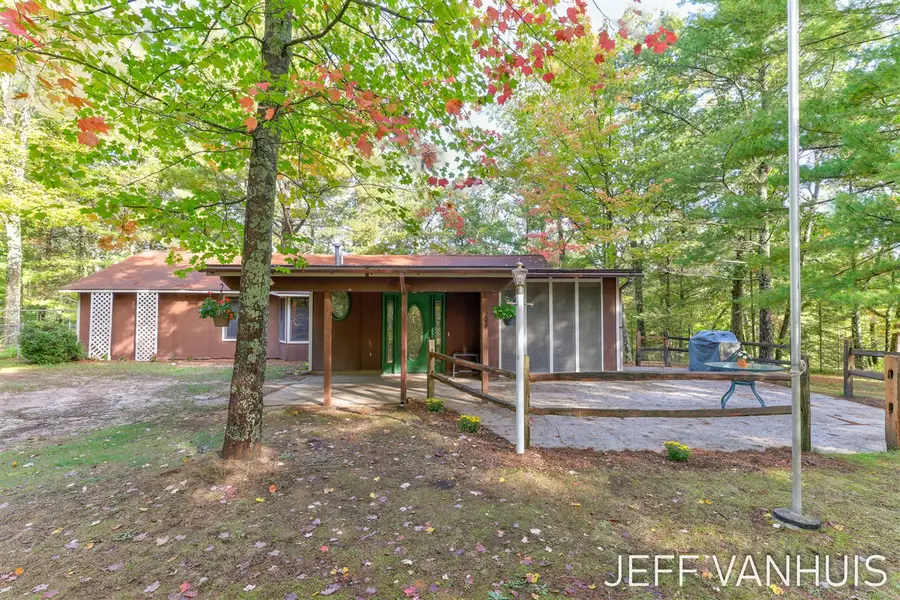 8854 W Hillcrest, Baldwin, MI 49304 - #3