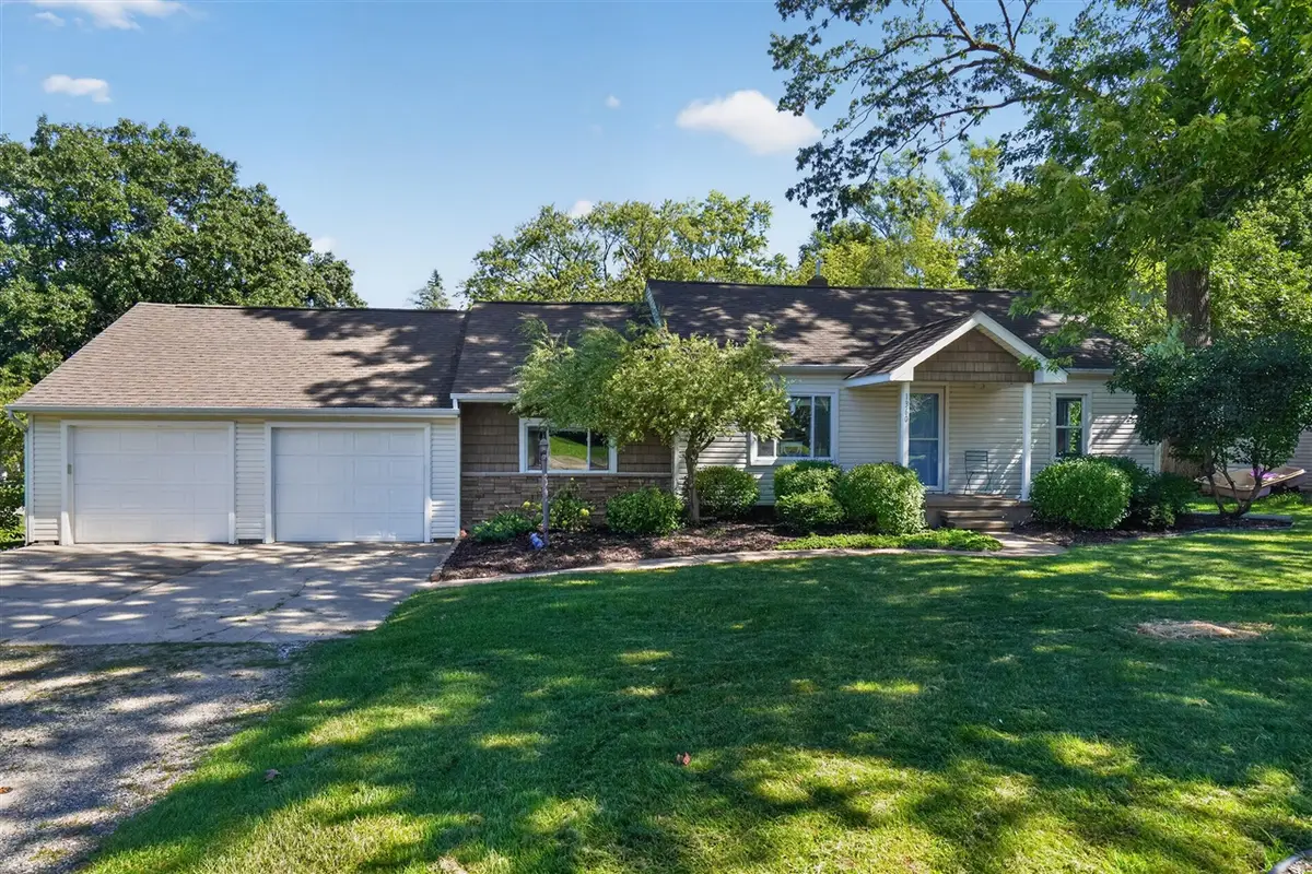 1360 Central, Howell, MI 48843 - #1
