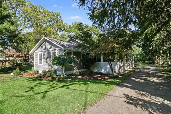 1328 Maplerow, Grand Rapids, MI 49534