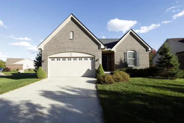 8212 Stamford, Ypsilanti, MI 48198