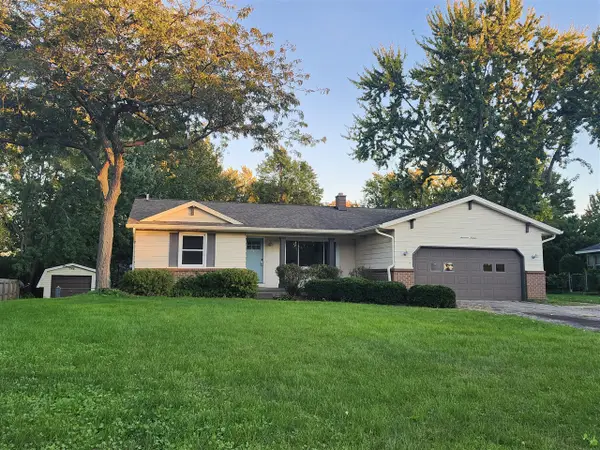 1714 Honeybrook, Jenison, MI 49428