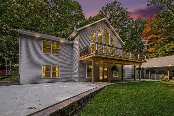 1385 W Shady, Newaygo, MI 49337