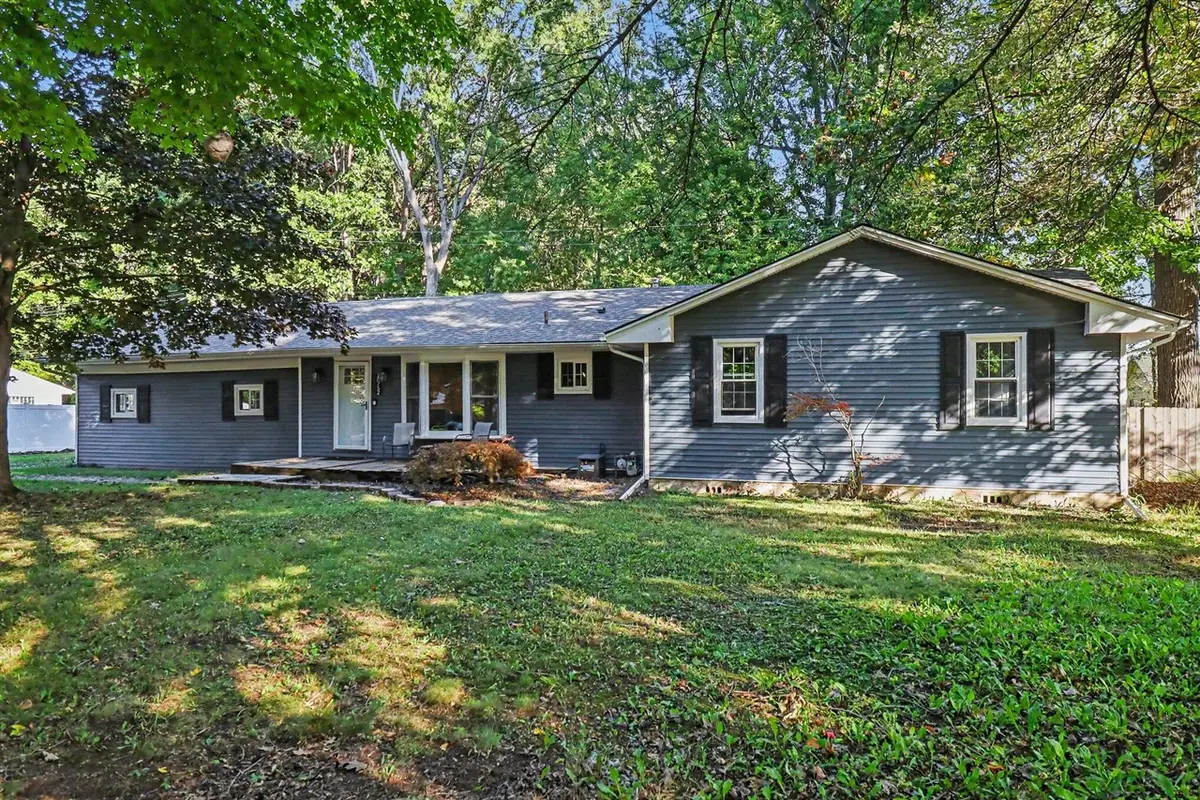 20752 Newman, Brownstown, MI 48183 - #1