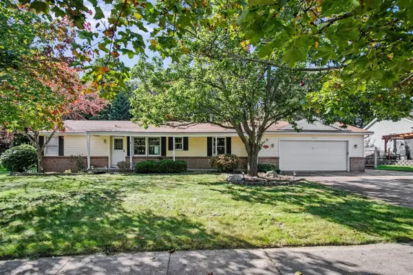 4977 Shinnecock Hills, Comstock Park, MI 49321