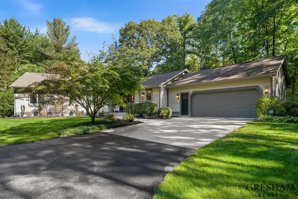 11374 Evert, West Olive, MI 49460