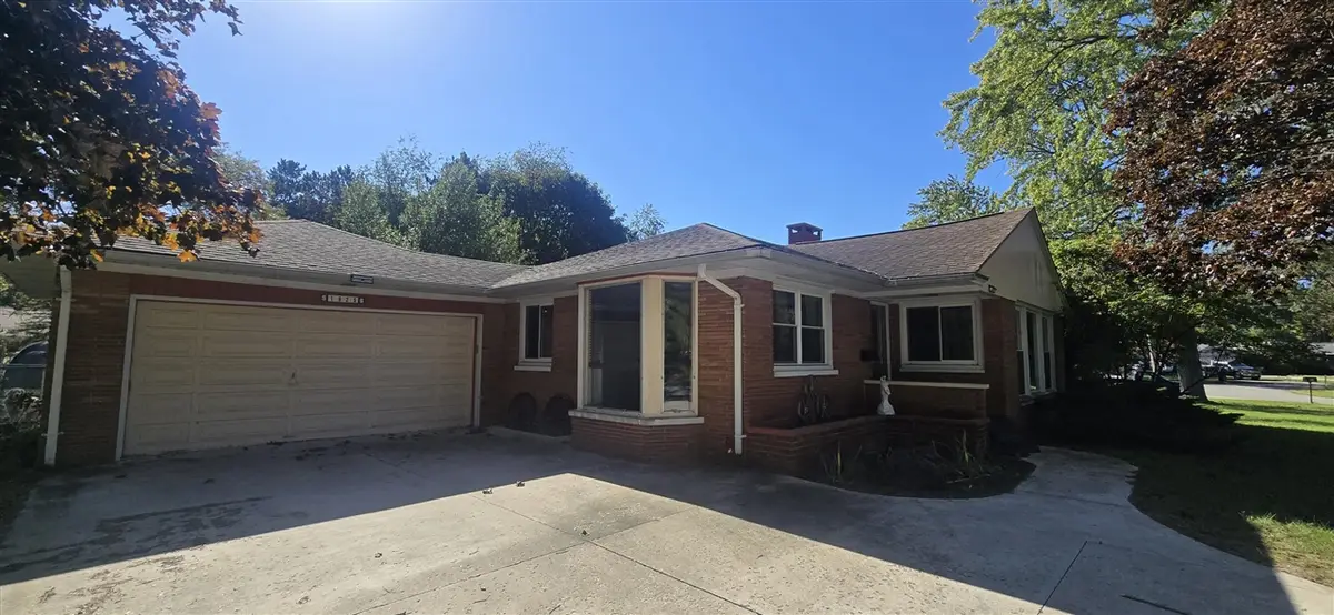 1925 Crestwood, Muskegon, MI 49441 - #1