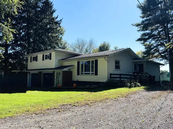 5610 E Galien Buchanan, Buchanan, MI 49107