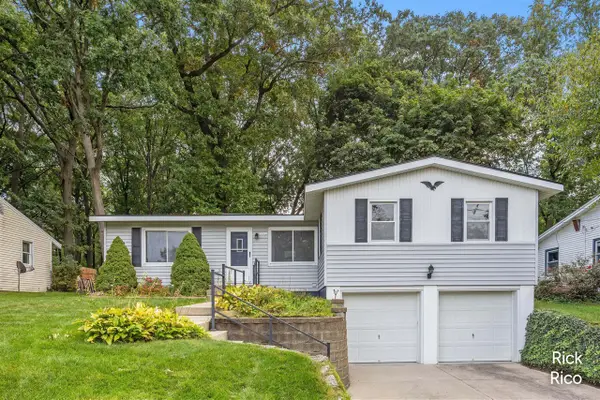 4890 Burgis, Kentwood, MI 49508