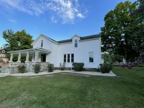24195 Third, Mattawan, MI 49071