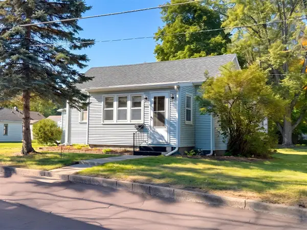 813 N Burgess, Greenville, MI 48838
