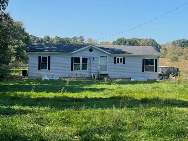 16229 21 Mile, Marshall, MI 49068