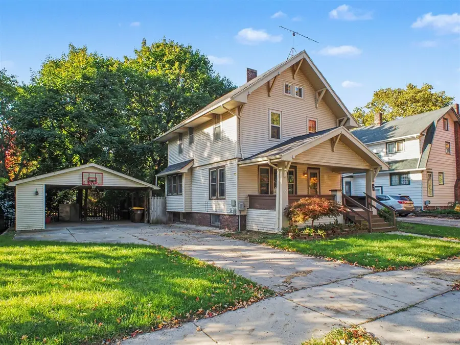 208 Walnut, Alma, MI 48801 - #3