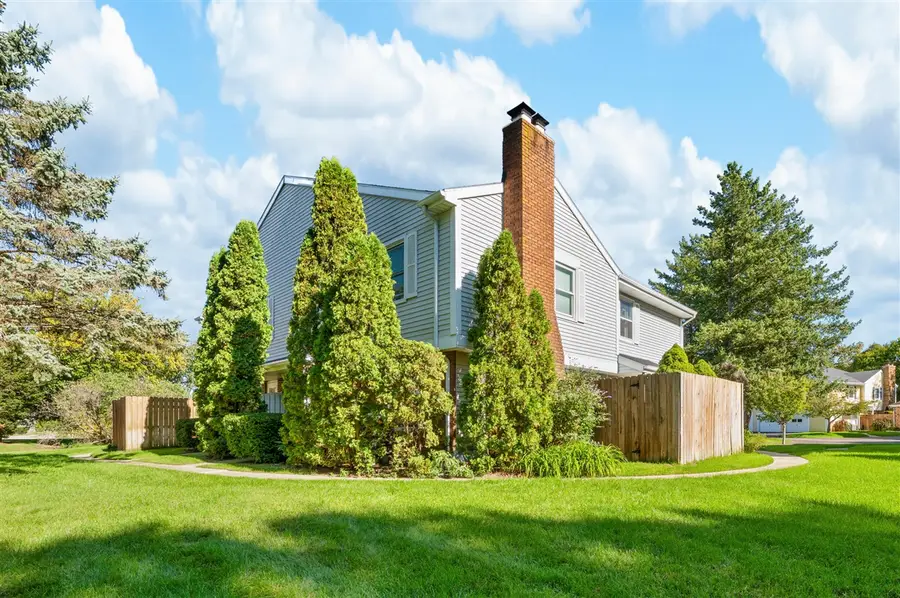 2614 Cherrywood, Saint Joseph, MI 49085 - #3
