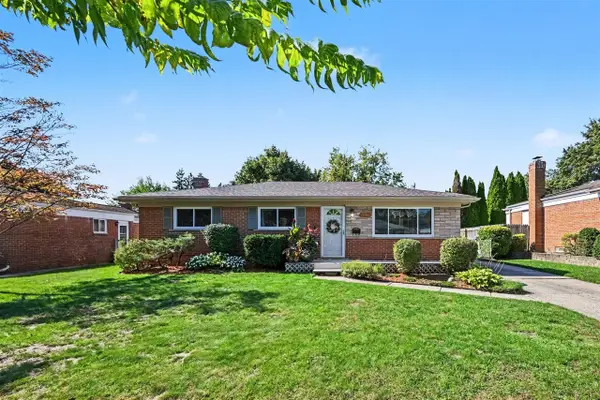 14441 Arden, Livonia, MI 48154