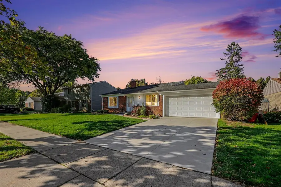 2923 Quartz, Troy, MI 48085 - #2