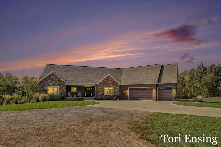 4878 S Greenville, Greenville, MI 48838 - #3