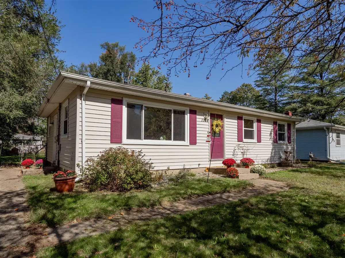 1728 Greenview, Portage, MI 49024 - #1