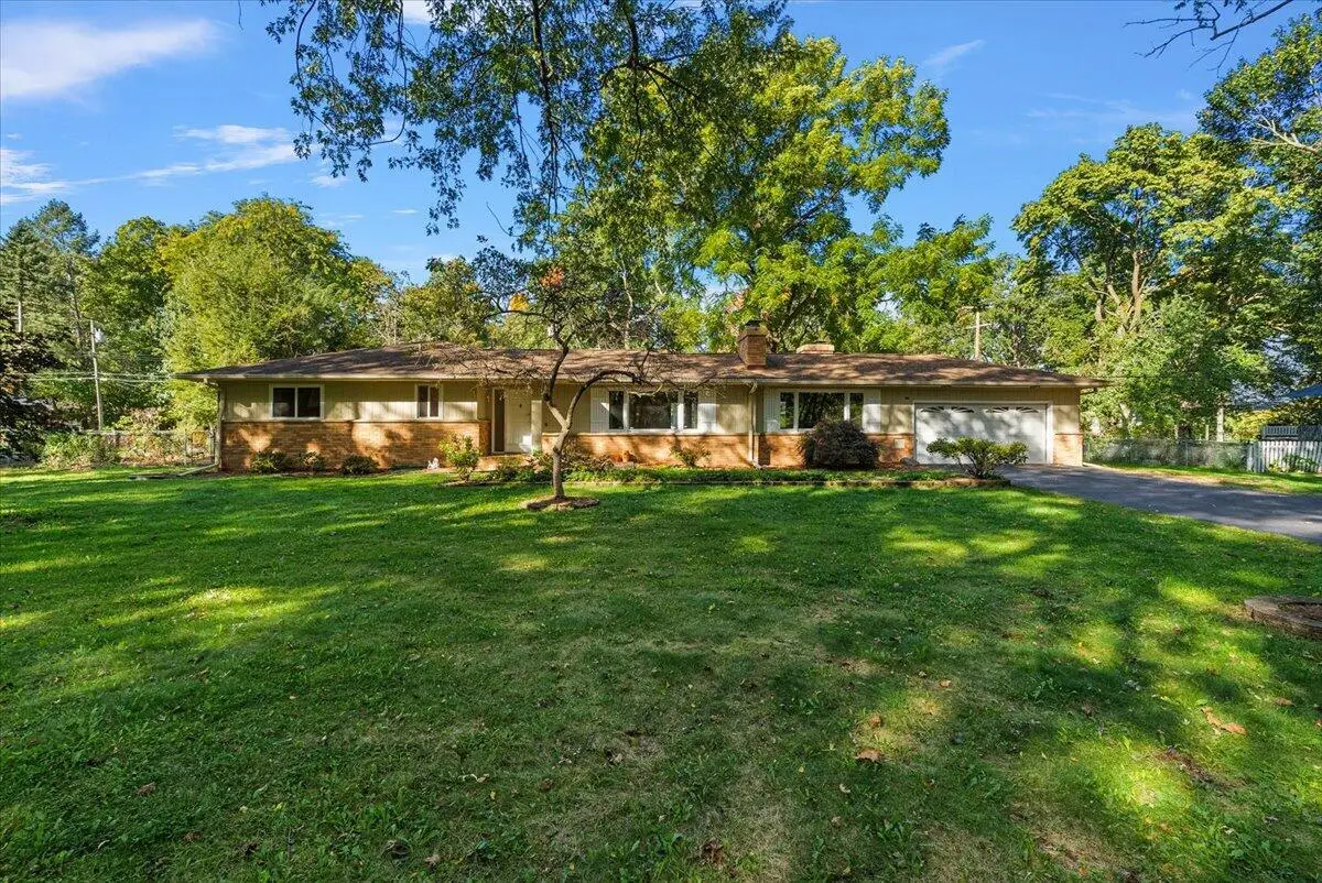 183 N Clubview, Ypsilanti, MI 48197 - #1