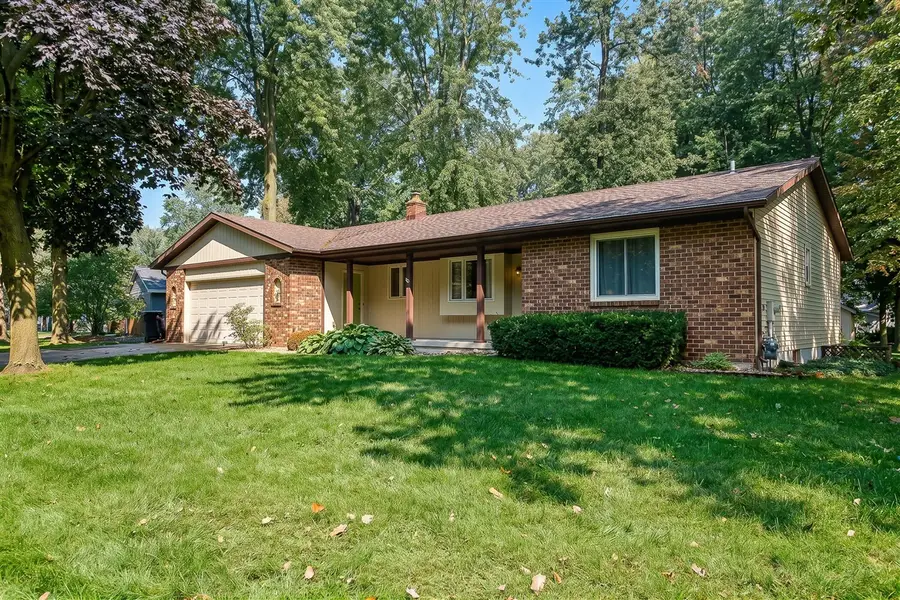 7337 Yorkshire, Hudsonville, MI 49426 - #3