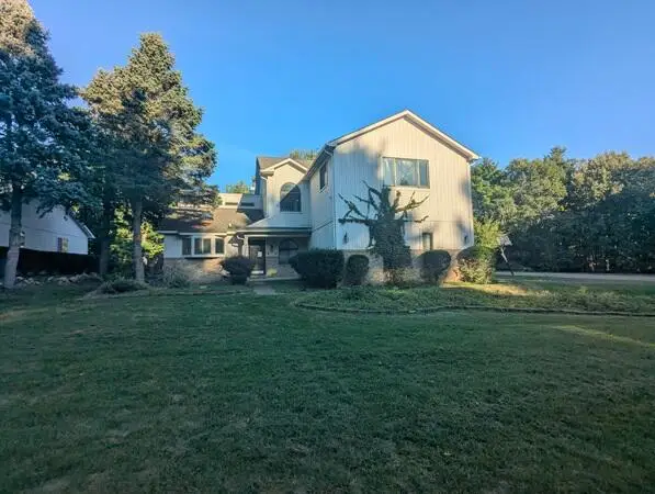 4278 Arbour, Commerce Twp, MI 48390
