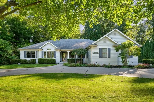 15889 N Edgewood, Buchanan, MI 49107