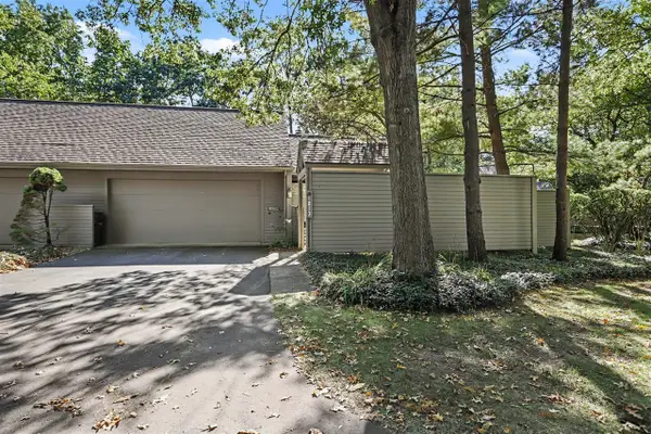 1013 Essex, Kalamazoo, MI 49008