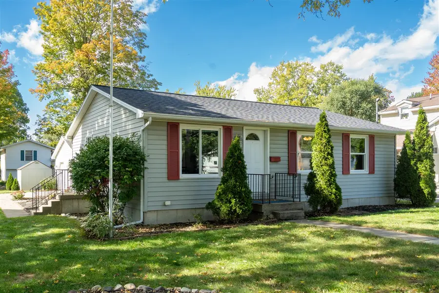 249 Elizabeth, Rockford, MI 49341 - #3