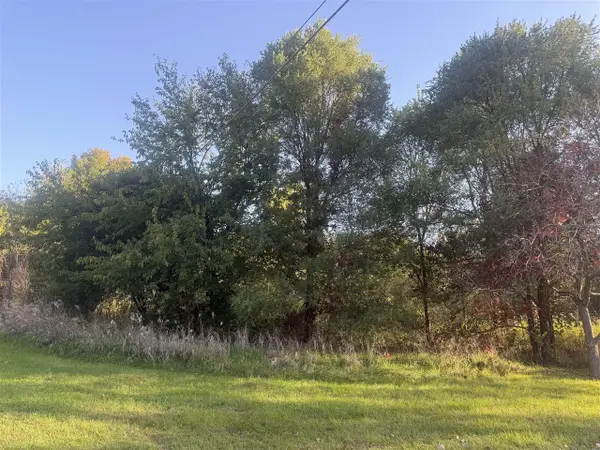 Lansing, Jackson, MI 49202