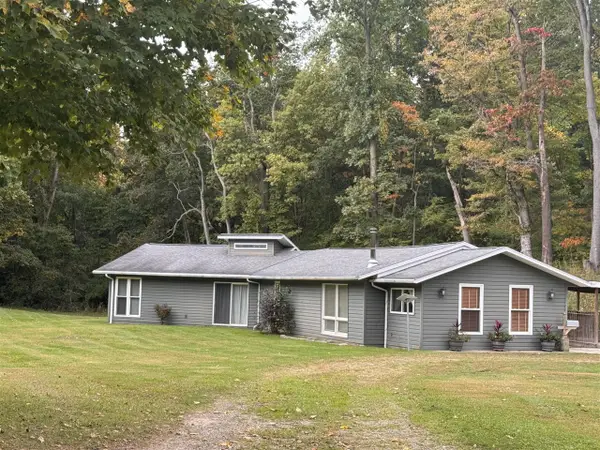 12398 Aalf's, Buchanan, MI 49107