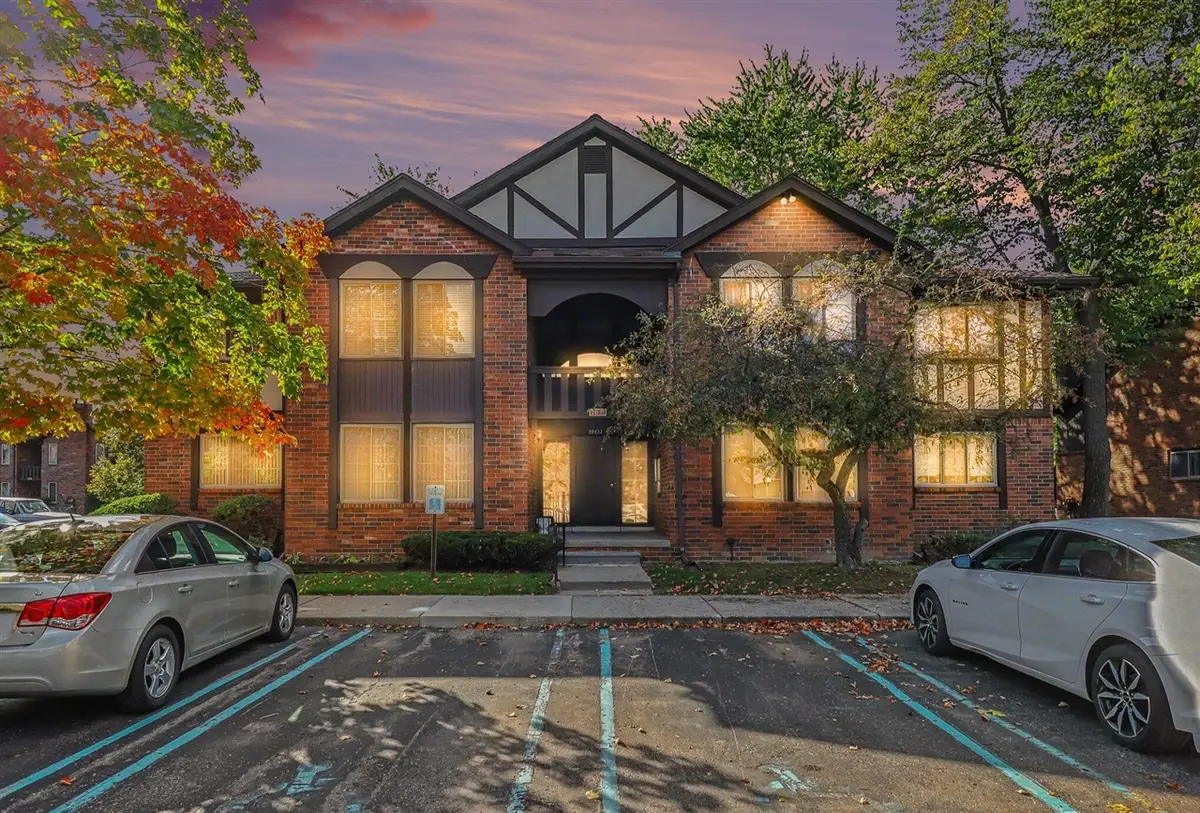 29233 Wellington #61, Southfield, MI 48034 - #1