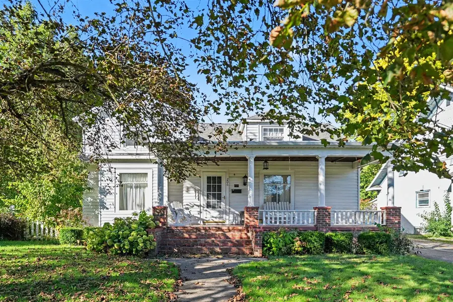 206 W Front, Buchanan, MI 49107 - #2