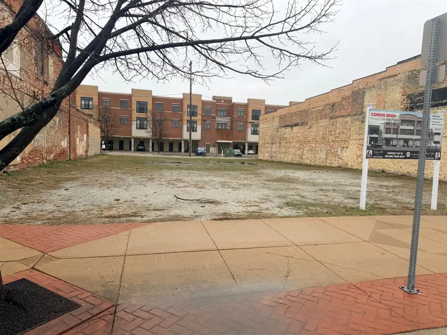 593 W Western, Muskegon, MI 49440 - #2