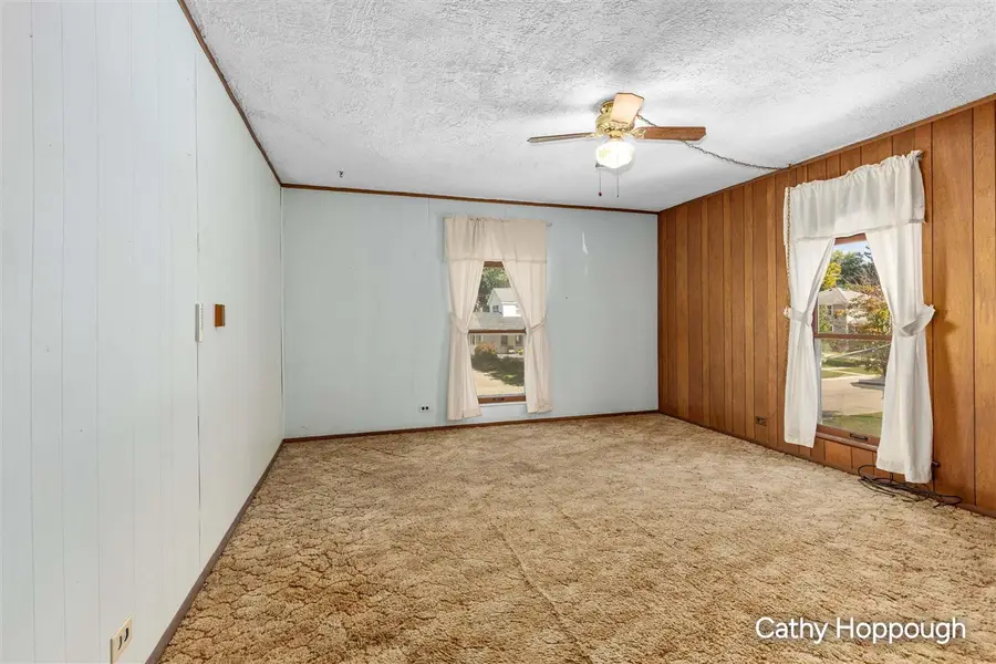 325 E Washington, Ionia, MI 48846 - #3
