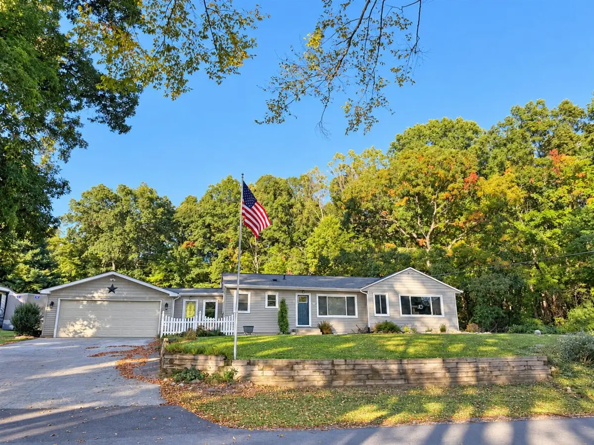 8405 S 2nd, Mattawan, MI 49071 - #1