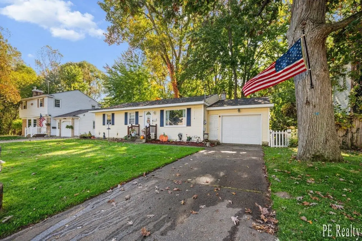 1438 43rd, Wyoming, MI 49509 - #1
