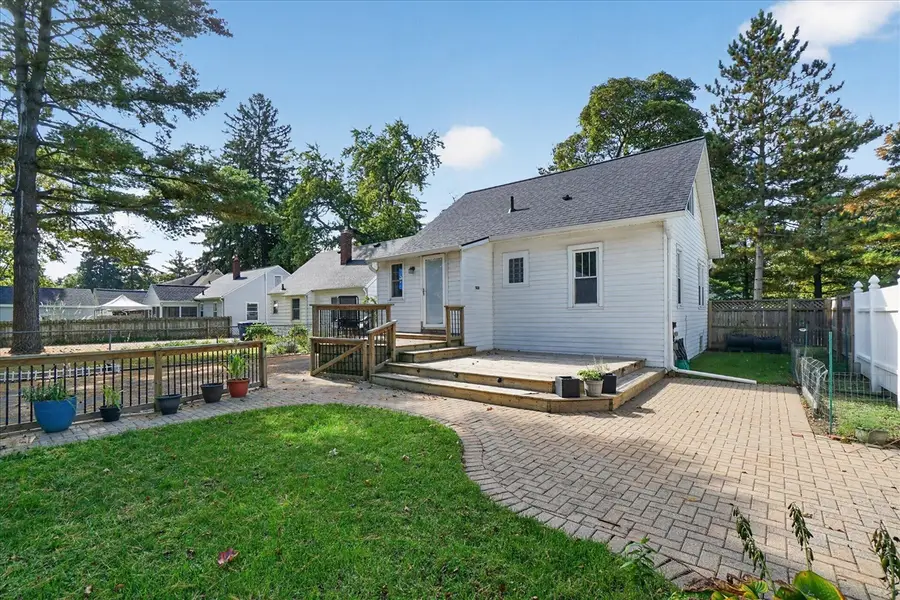 718 Pinehurst, Kalamazoo, MI 49006 - #2