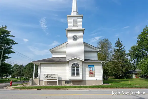 404 N Hudson, Lowell, MI 49331