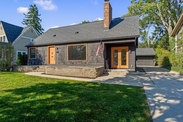 680 W Lincoln, Birmingham, MI 48009