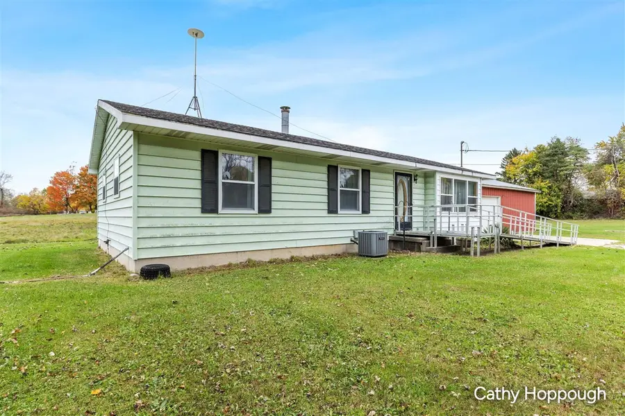 3480 Marquette, Ionia, MI 48846 - #2
