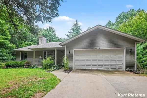3820 Silver Creek, Hamilton, MI 49419