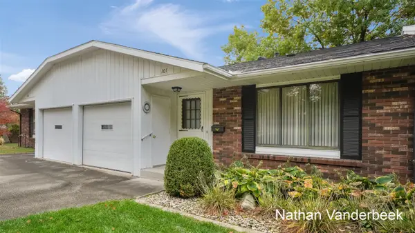 230 S State #101, Zeeland, MI 49464