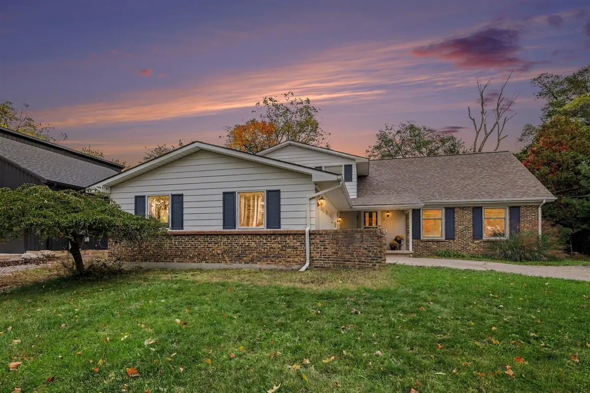 2208 Ontonagon, Grand Rapids, MI 49506 - #1