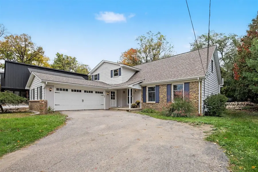 2208 Ontonagon, Grand Rapids, MI 49506 - #2