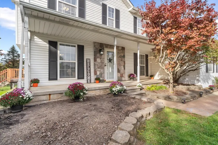 57670 Apple, New Hudson, MI 48165 - #3