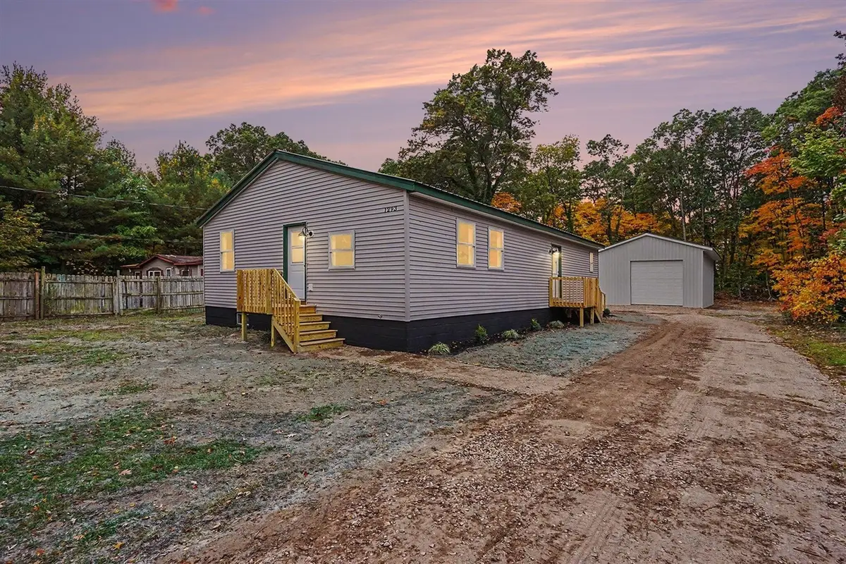 1293 West, Muskegon, MI 49442 - #1
